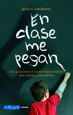 En clase me pegan En clase me pegan